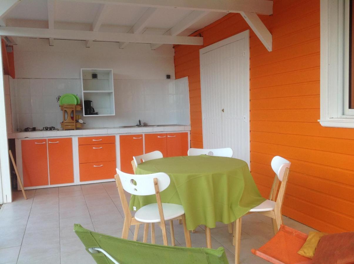 Location De Meubles Vila Morne-a-l'Eau Exterior foto